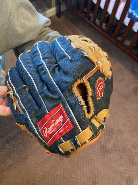 Reggie Jackson Rawlings XPG12 Back