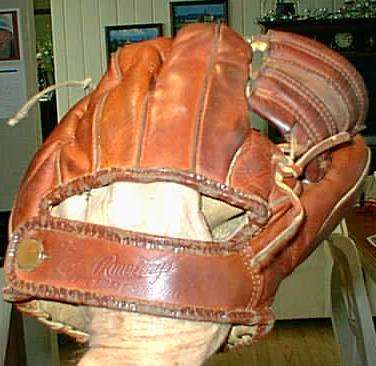 Stan Musial Rawlings PML Back