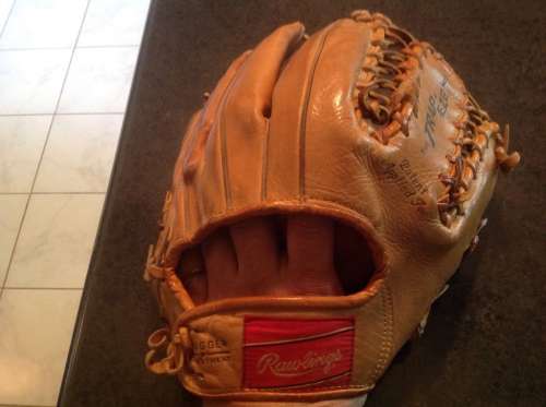 Stan Musial Rawlings TG12 Back