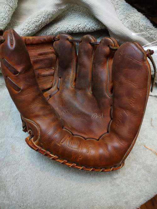 Wally Post Rawlings WP Front