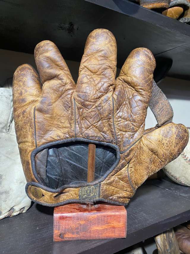 A.J. Reach 1 Inch Web Back