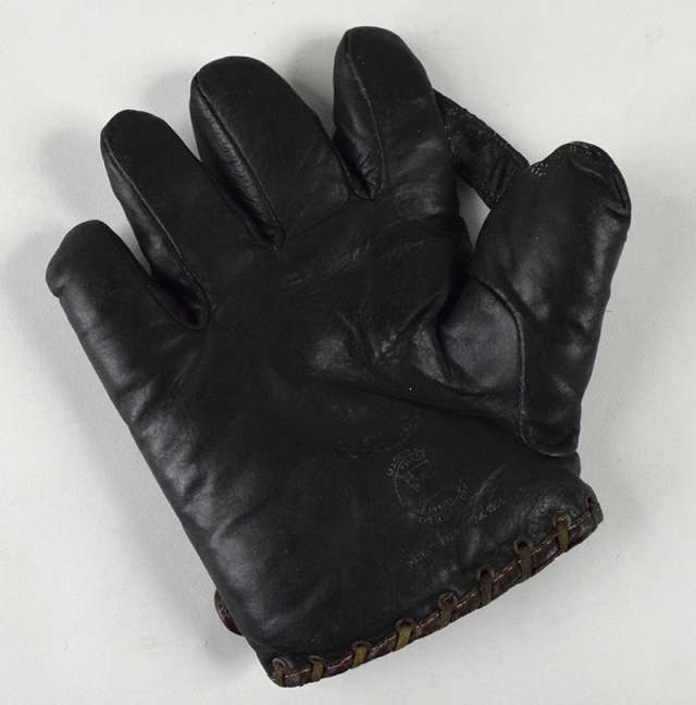 A.J. Reach 1 Inch Web Lefty Black Front