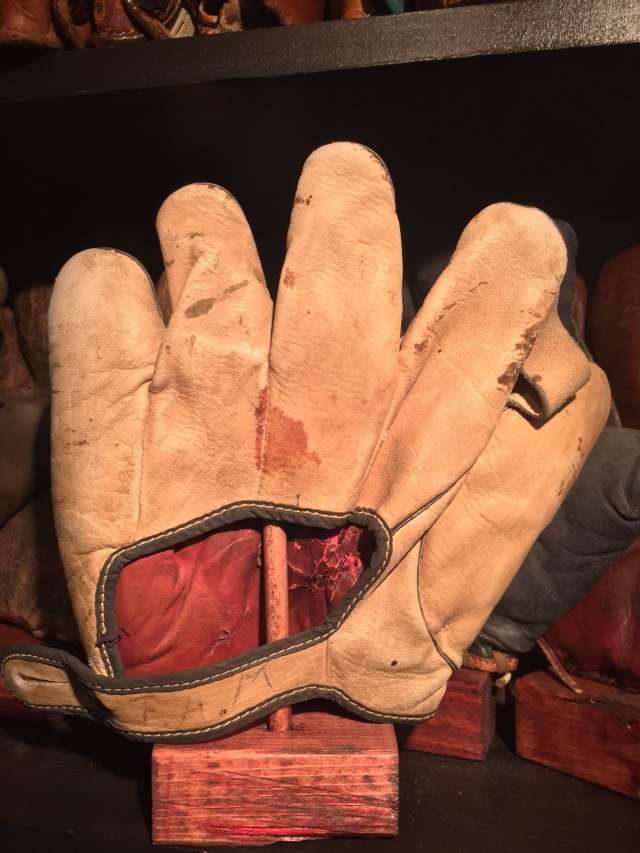 A.J. Reach 1 Inch Web Light Back