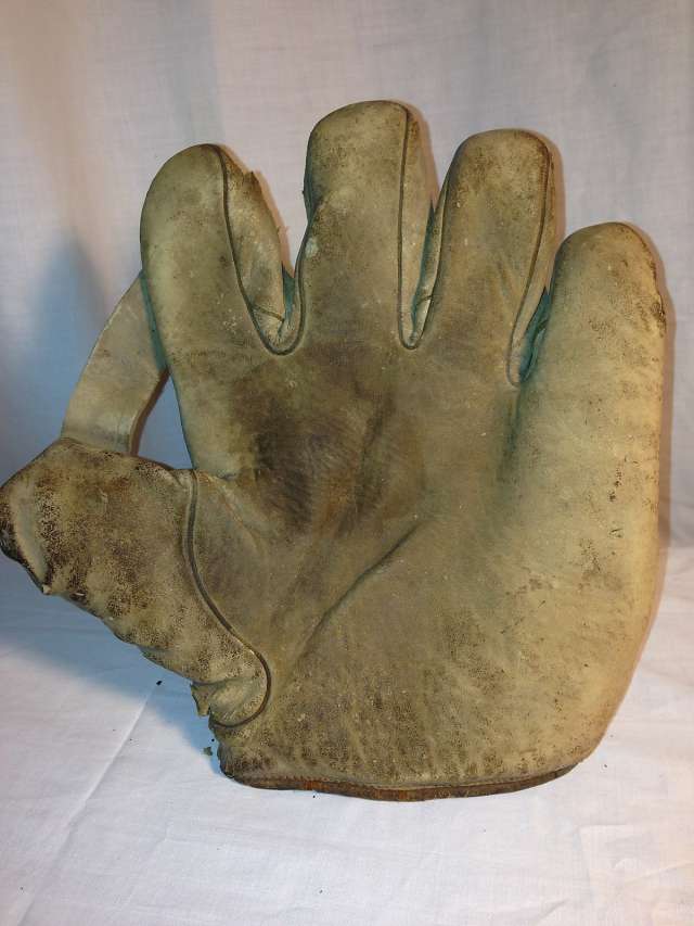 A.J. Reach 1 Inch Web Light Front