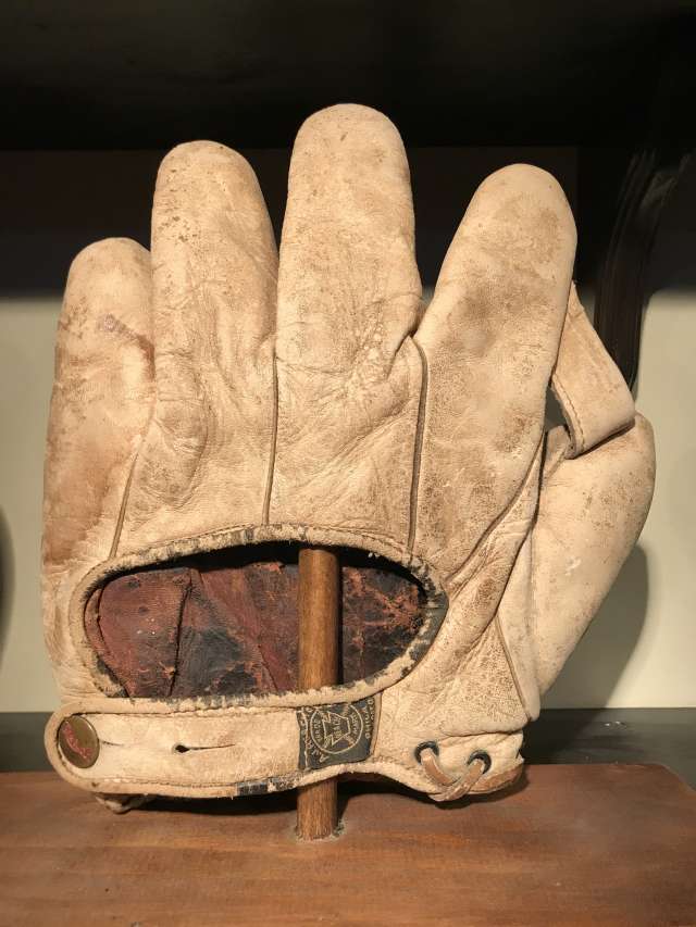 A.J. Reach 1 Inch Web White Back