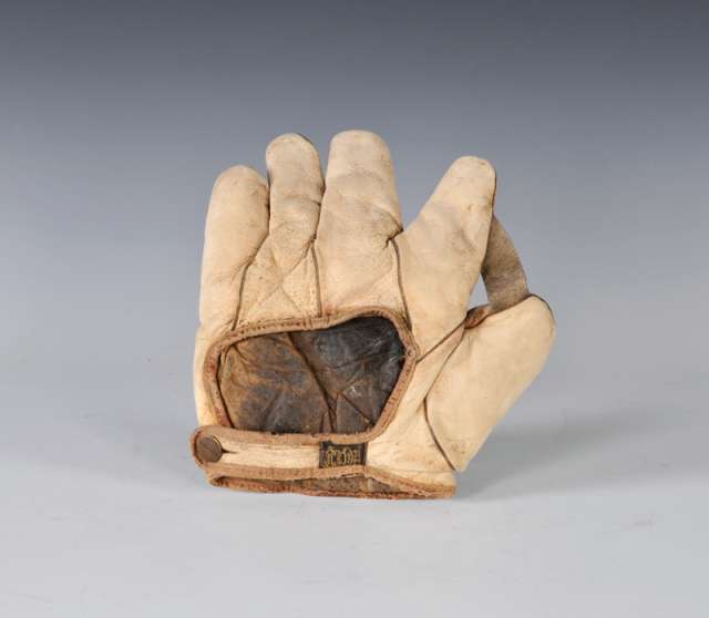 A.J. Reach 1 Inch Web White Back