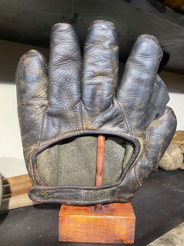 A.J. Reach Full Web Dark Back