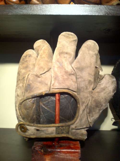 A.J. Reach Full Web Light Back