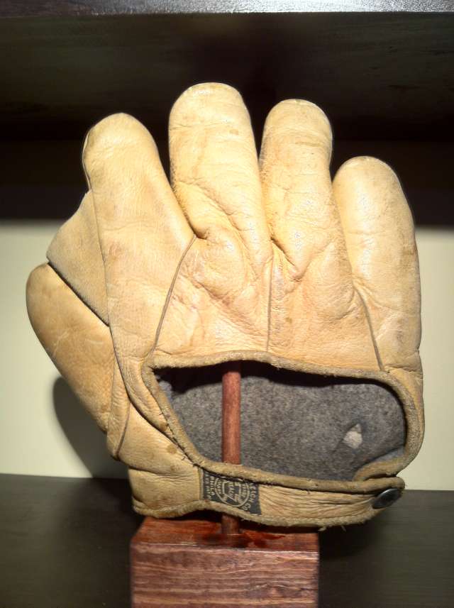 A.J. Reach Full Web Tan With Asbestos Lining Back