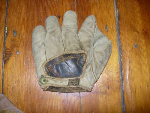 A.J. Reach Full Web White Back