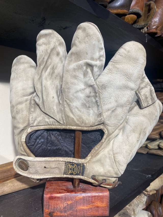 A J Reach G5 Special Back Aaron