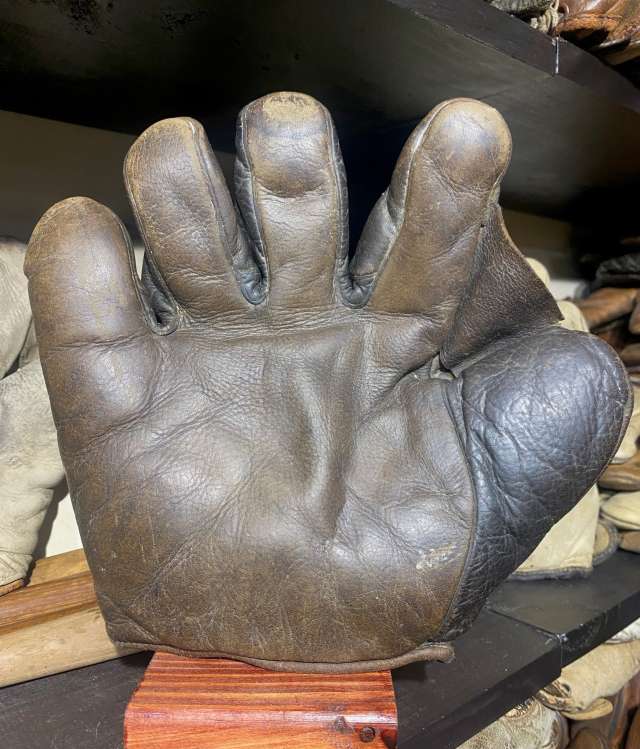 A.J. Reach Two Tone Full Web Lefty Front