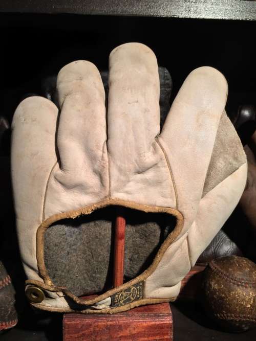 A.J. Reach White Asbestos Full Web Back