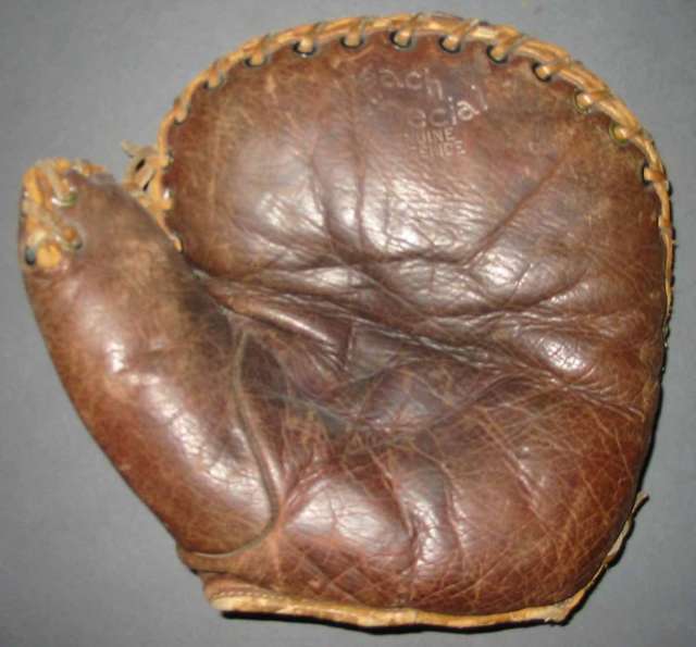 A.J. Reach Base Mitt Front