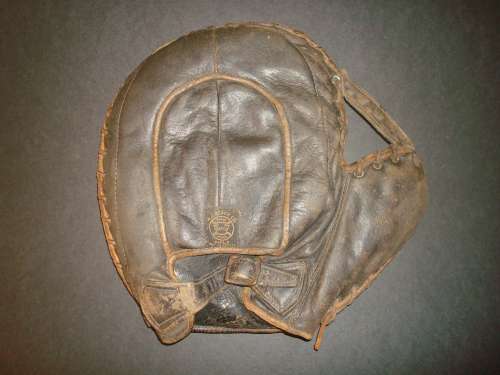 A.J. Reach Basemitt Black Back