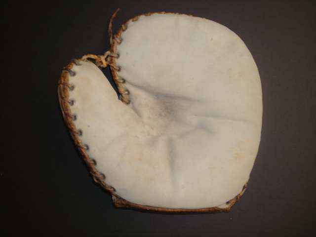 A.J. Reach Basemitt White Front