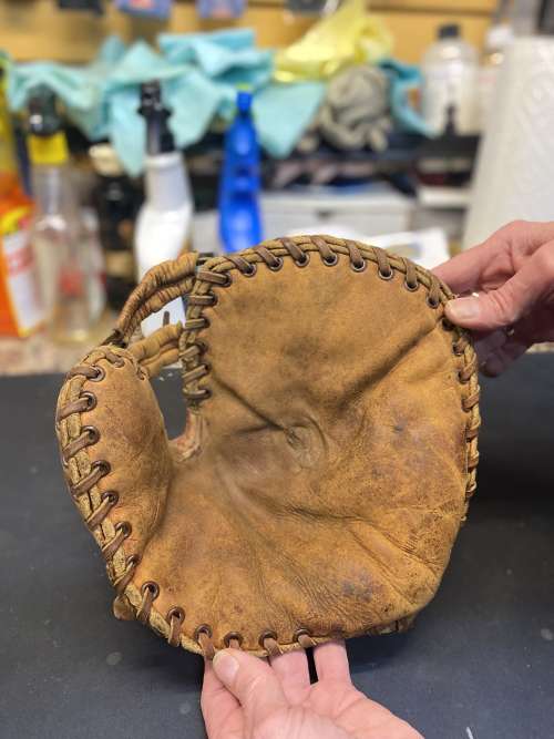 Bill Sweeney Game-Used Rawlings Basemitt Front