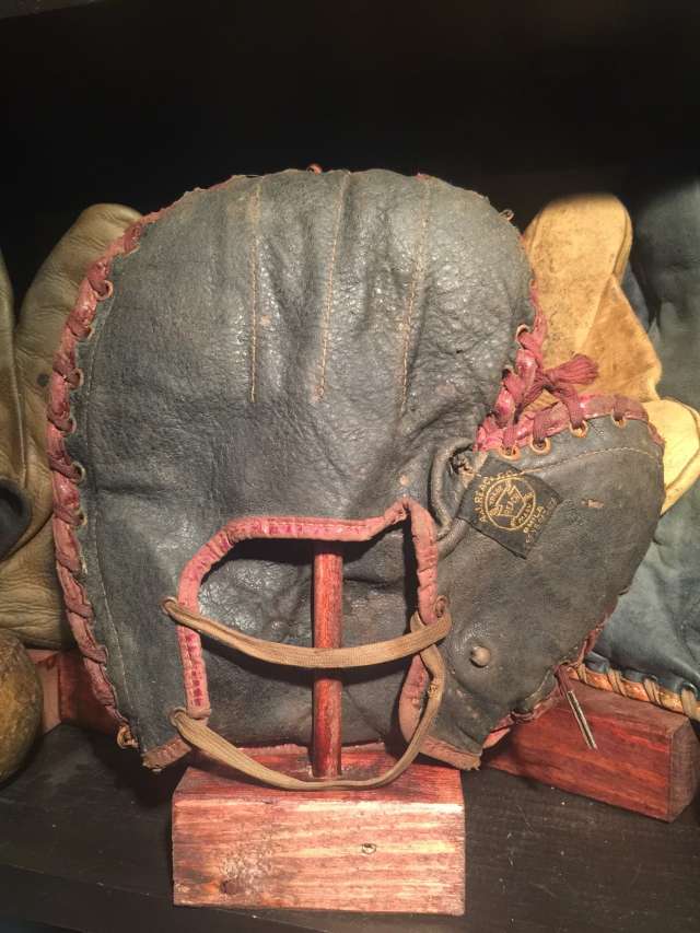 Reach 3RL Basemitt Back