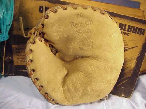 Reach FB Basemitt Front