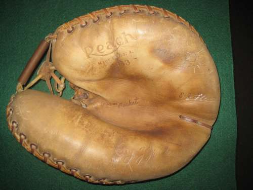 Larry Yogi Berra Reach 2453 Front