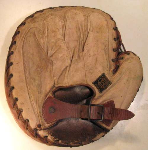 Reach 5A Catchers Mitt Back