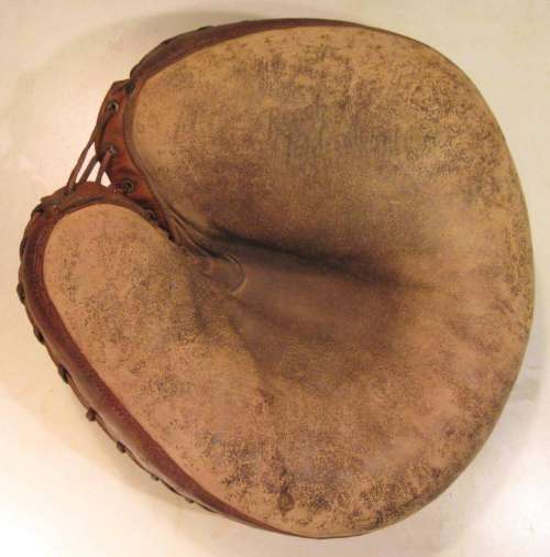 Reach 5A Catchers Mitt Front