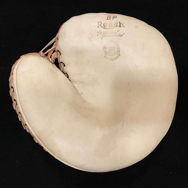 Reach BP Catchers Mitt Front