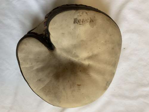 Reach White Face Catchers Mitt Front