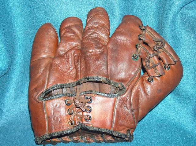 Dario Lodigiani Reach G0 Back