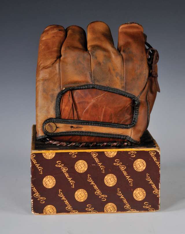 George Earnshaw Reach M155 Back