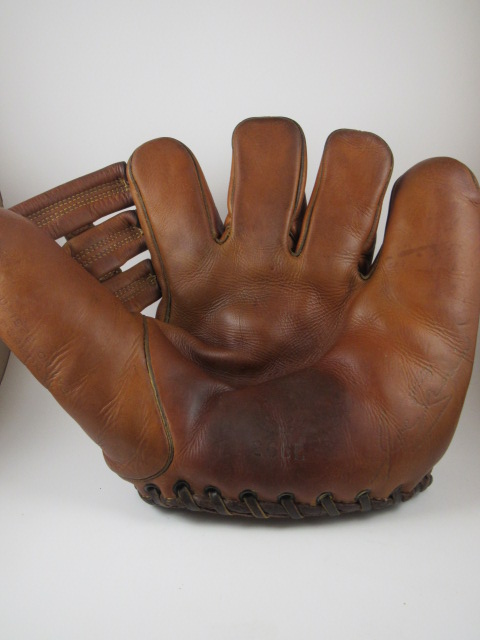 Joe Cronin Reach 266L Front