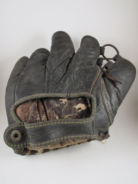 Lefty Grove Reach Back