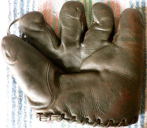 Pinky Higgins Reach Front