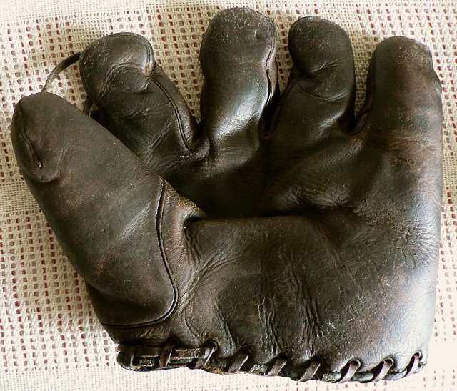 Pinky Higgins Reach Front