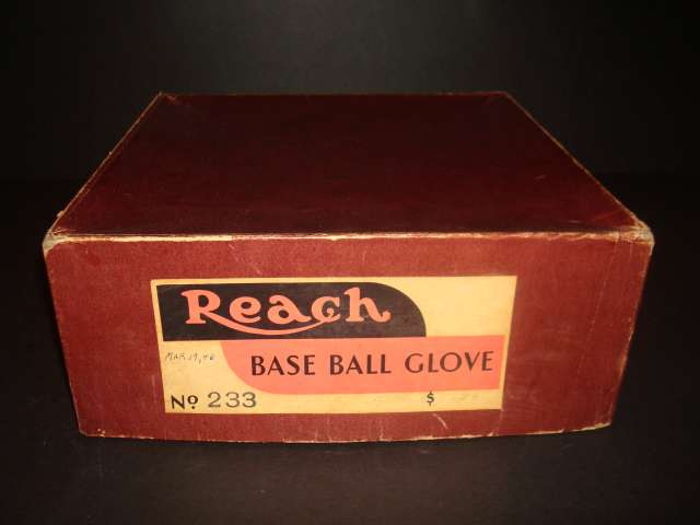 Roger Cramer Reach 233 Box