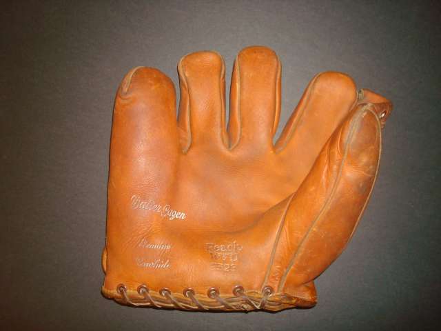 Walter Cazen Reach, Wright & Ditson 2523 Front