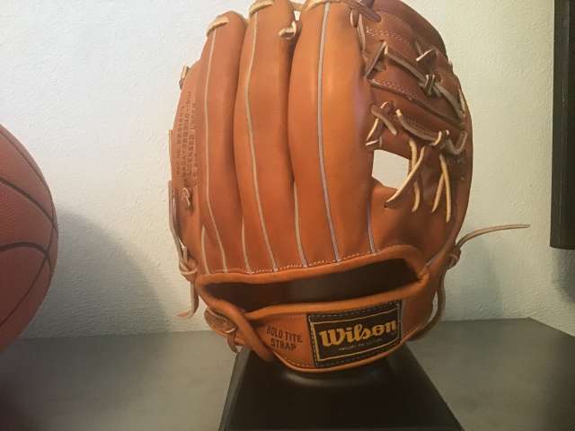 Wilson A2000 Reissue Back