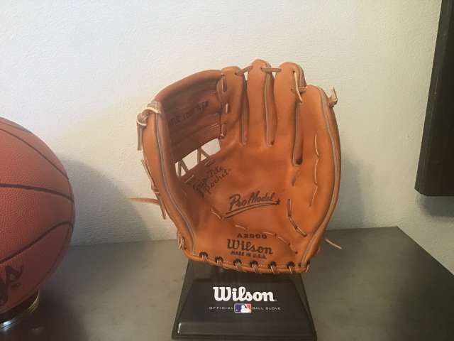 Wilson A2000 Reissue Front