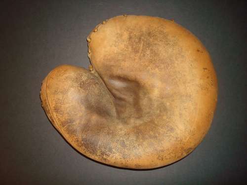 Rev O Noc Catchers Mitt Front