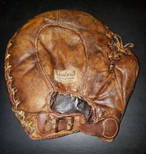 Schmelzers Basemitt Back