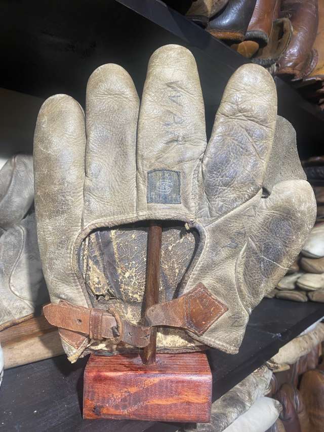 Simmons American Buckle Back Full Web Back