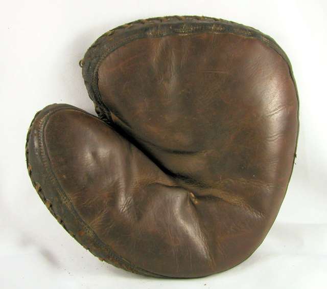 Simmons American Catchers Mitt Front