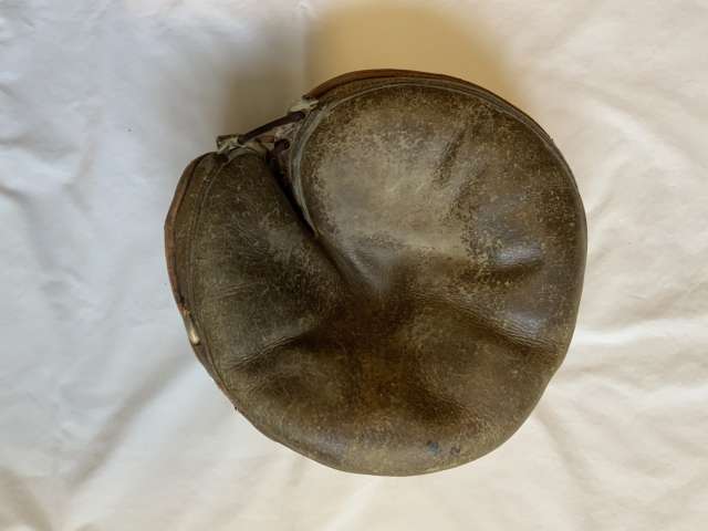 Simmons Catchers Mitt Front
