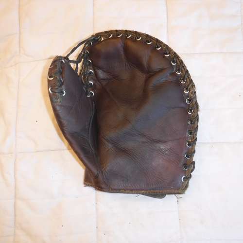 Hal Trotsky Sonnett 845 Front