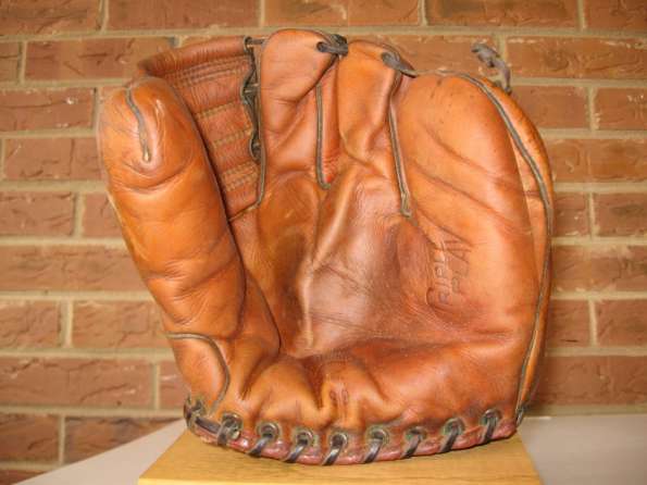 Spalding Triple Play 199 Front