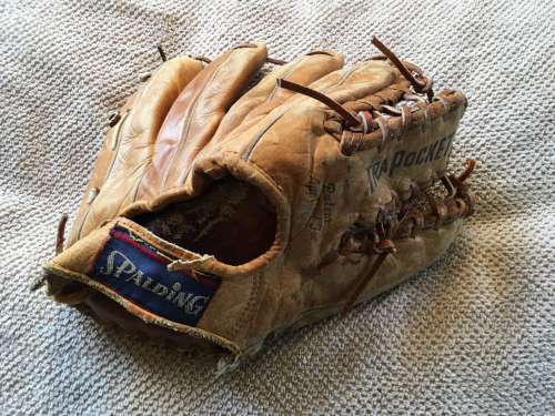 Al Dark Spalding 42-123 Back