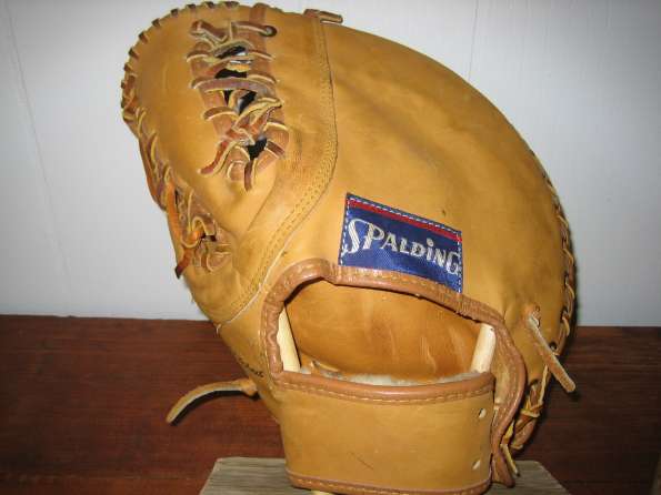 Fred Whitfield Spalding 42-452 Back