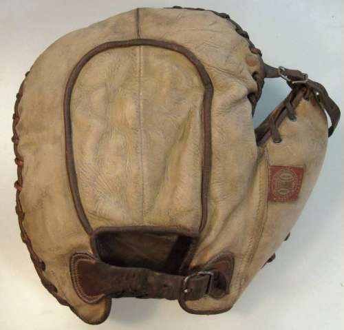 Spalding AXP World Series Model Basemitt Back