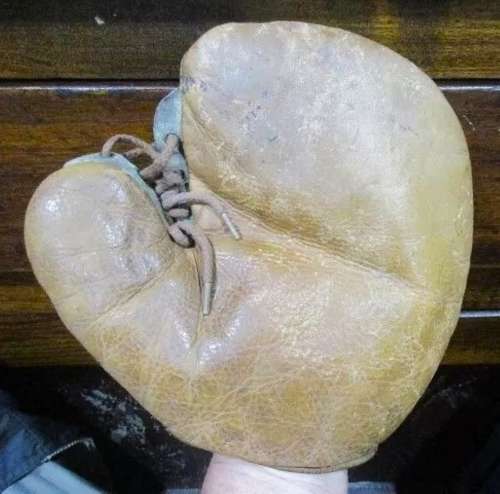Spalding Basemitt Youth Front