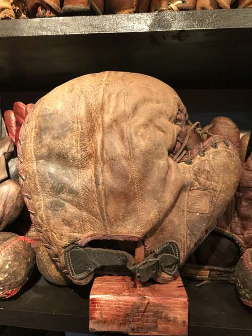 Spalding CX Basemitt Back